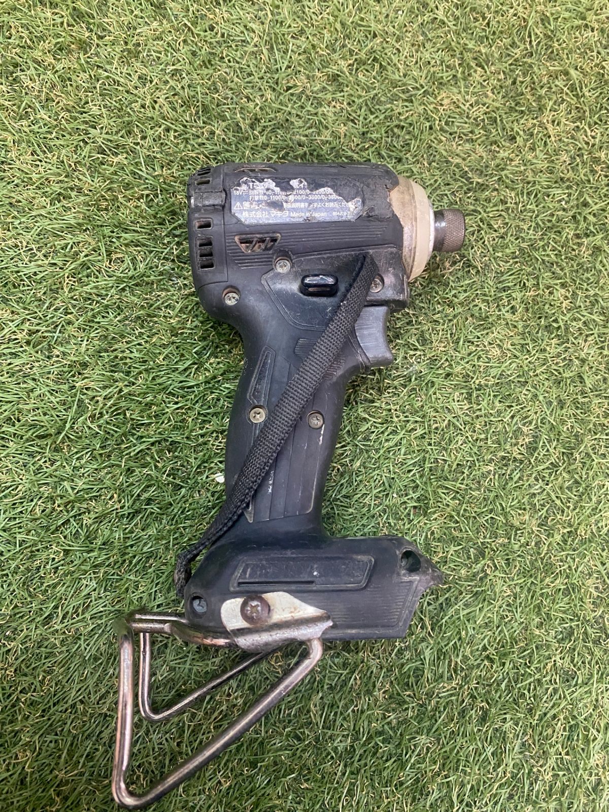 v充電式インパクトドライバ