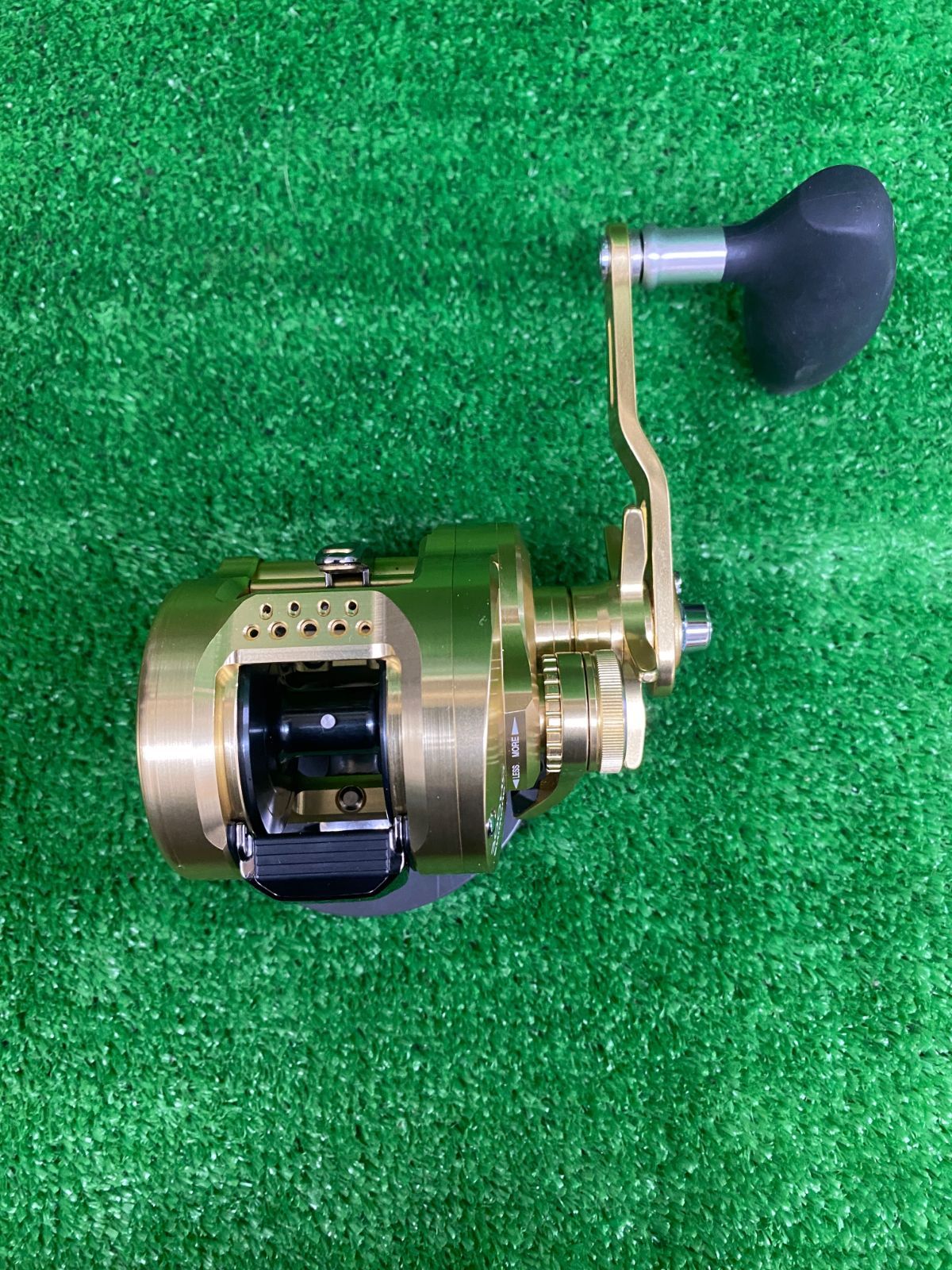 22 オシアコンクエスト 300 HG 併売 ☼