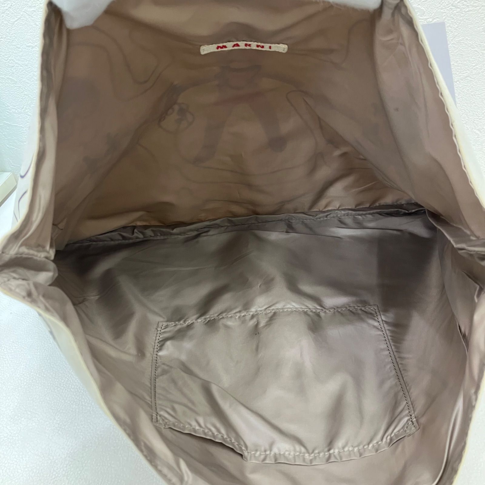 9220 MARNI マルニ トートバッグ キャンバス アイボリー系 プリント 