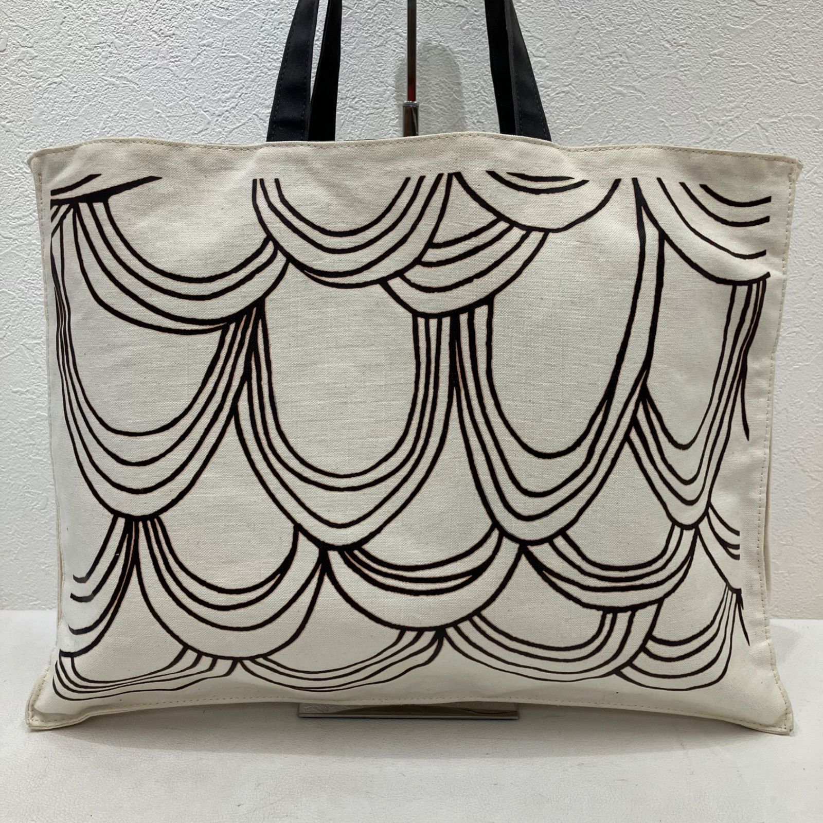 9220 MARNI マルニ トートバッグ キャンバス アイボリー系 プリント 