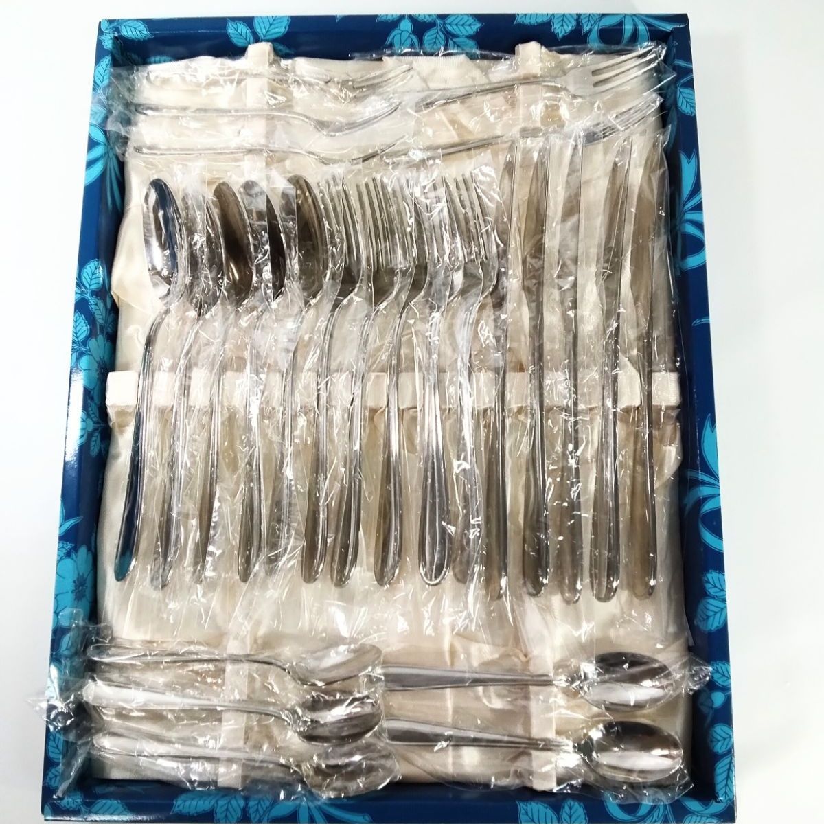 新品・未使用】ラッキーウッド LUCKYWOOD ステンレスカトラリーセット 