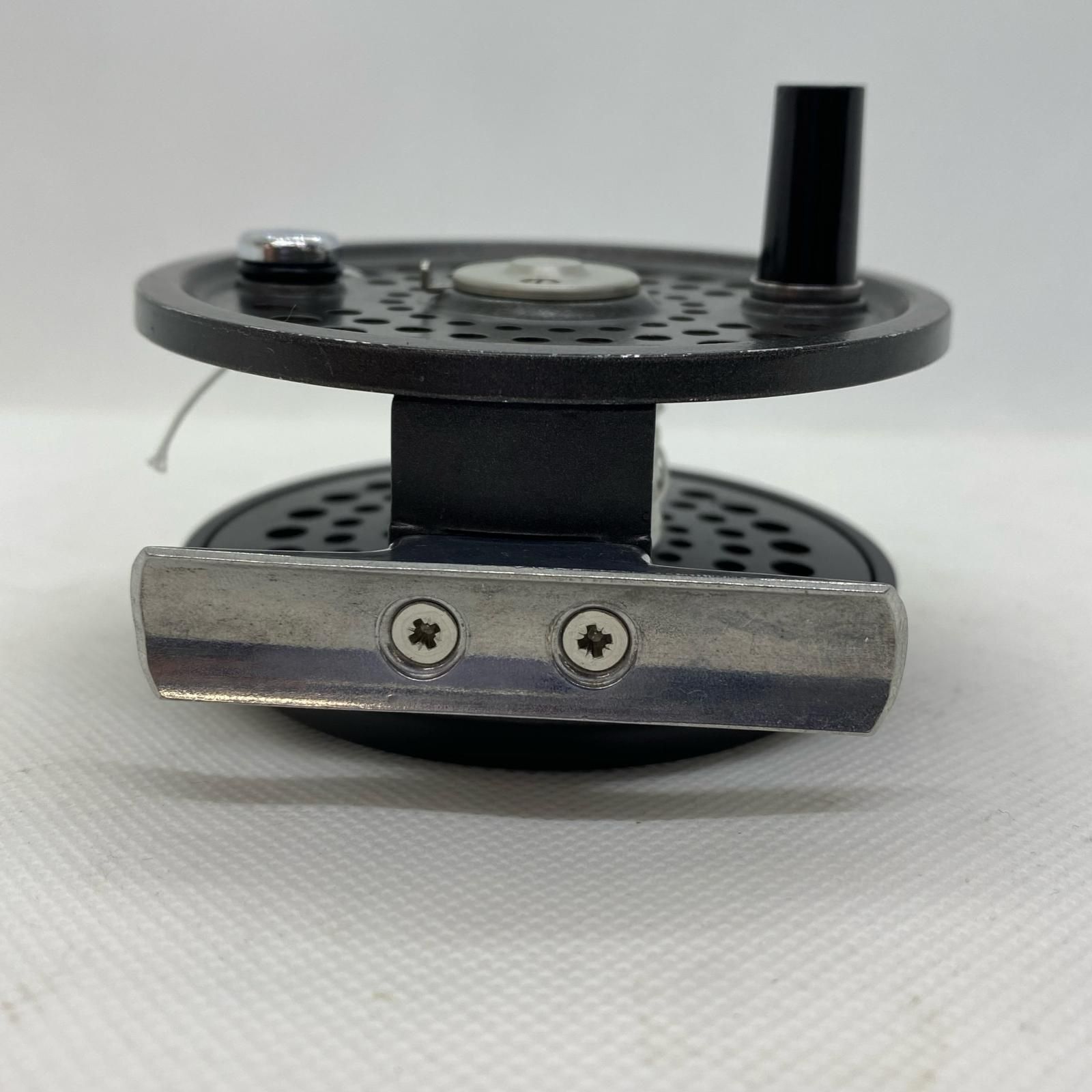  ΨΨORVIS フライリール バテンキル8 9 フライリール リール