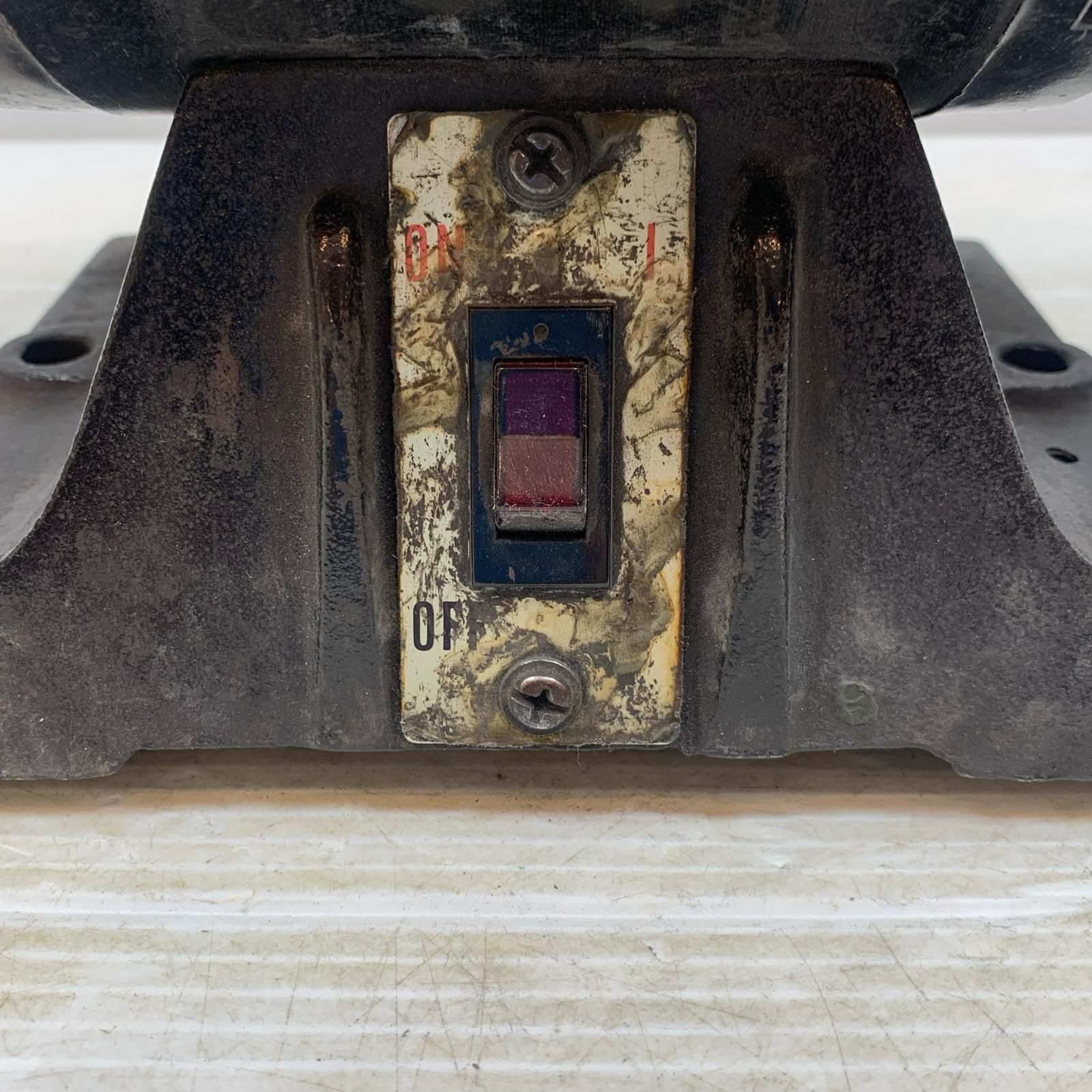 卓上バフモーター コード式