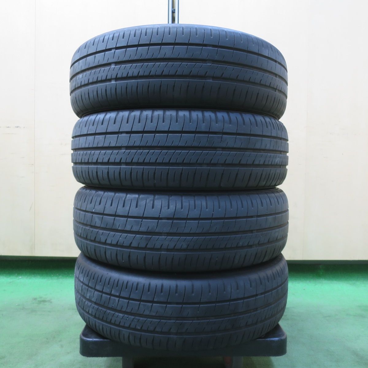 165/55r14 ノーマルタイヤ　ゼストスパーク　純正　4本 ゼスト 165&frasl;55R14 スパーク 0 深溝 4WD・5ドア・Wターボ