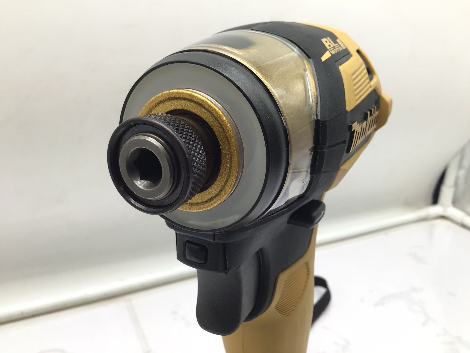 ムイエロー|PREMIUM YELLOW