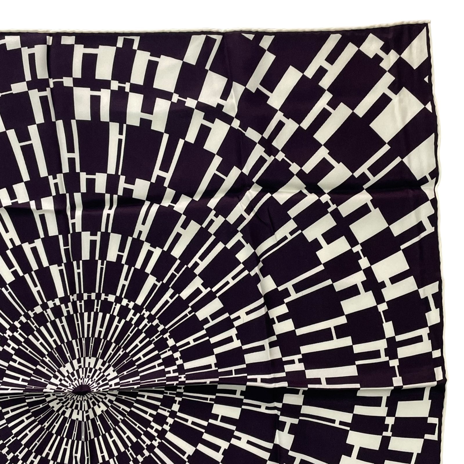 極美品 HERMES エルメス スカーフ シルク 幾何学模様 H ロゴ パープル