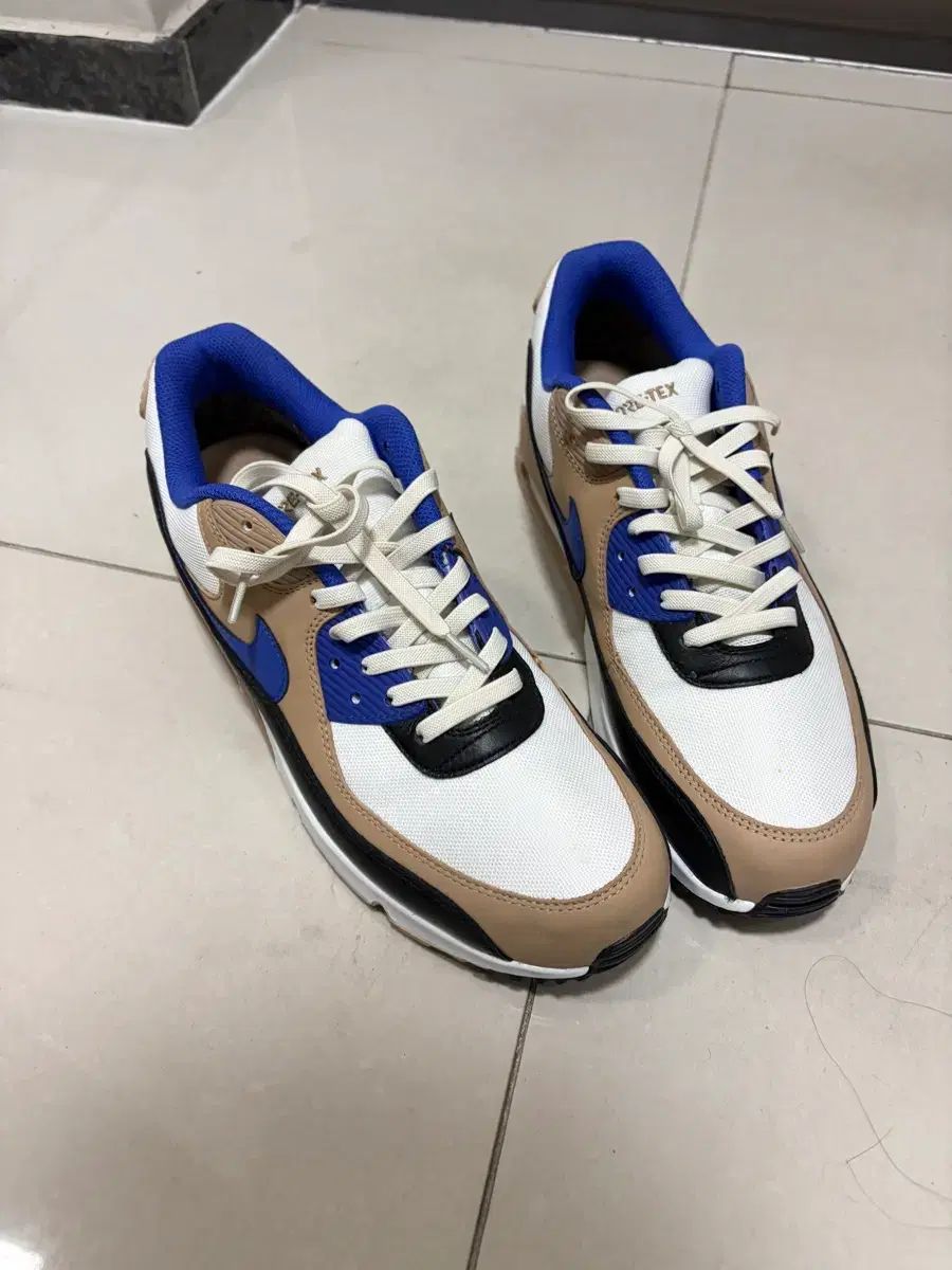 NIKEナイキ エアマックス エア マックス 90 ゴアテックス GORE-TEX サミット Summit 白 White ラピス 285