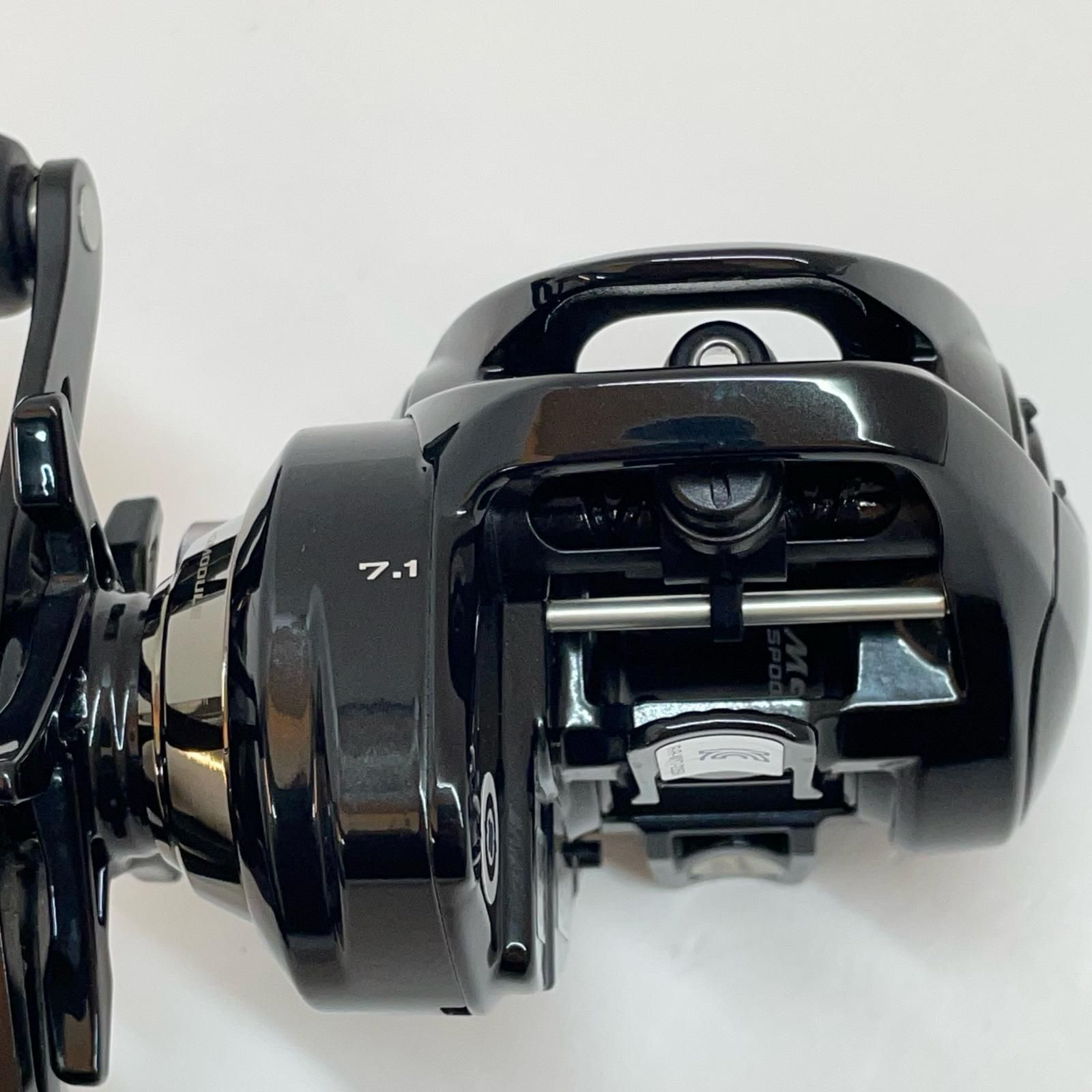 尾張小牧店】 中古 SHIMANO | シマノ リール 24メタニウム DC 70HG