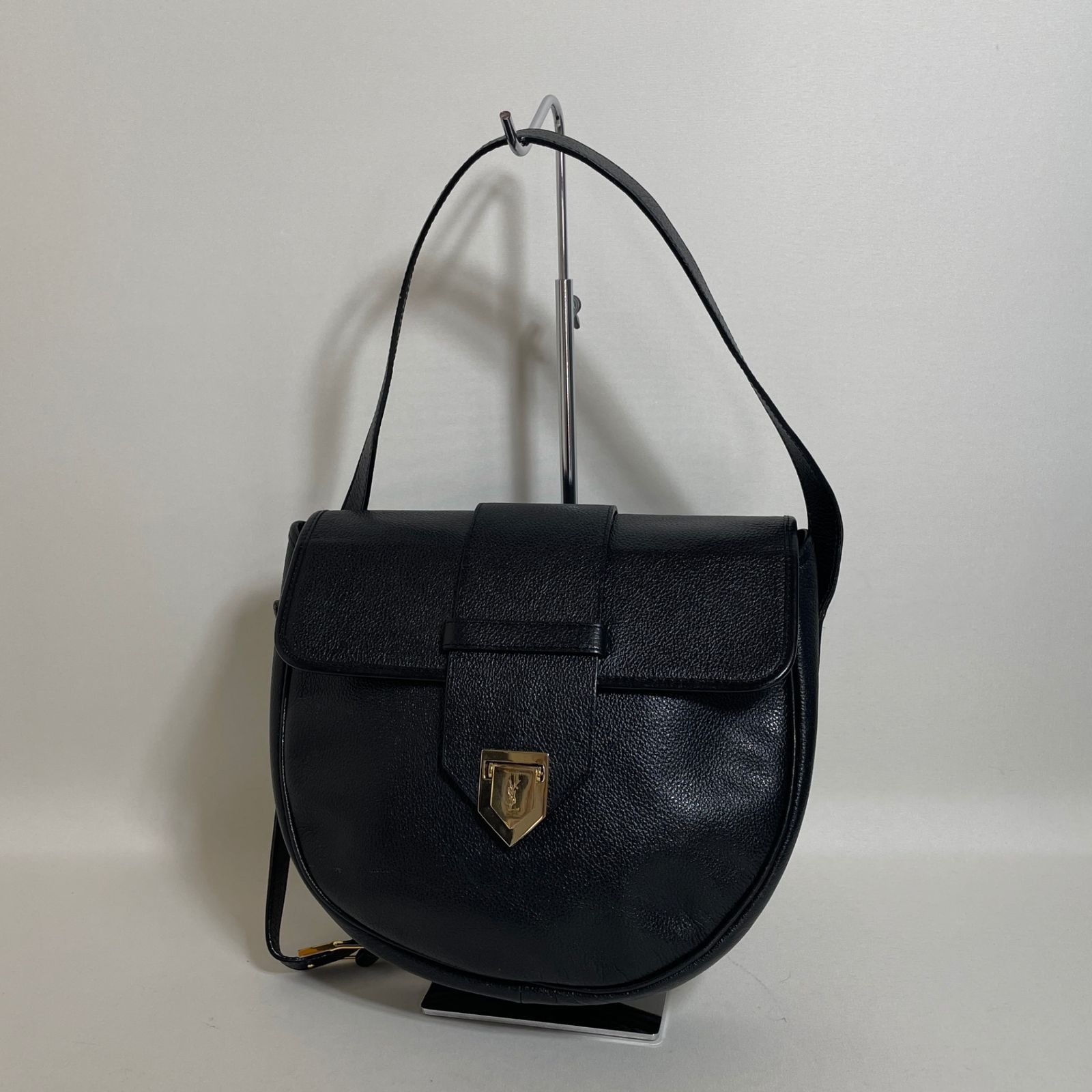 2601-147｜美品｜イヴサンローラン ショルダーバッグ レザー ブラック 