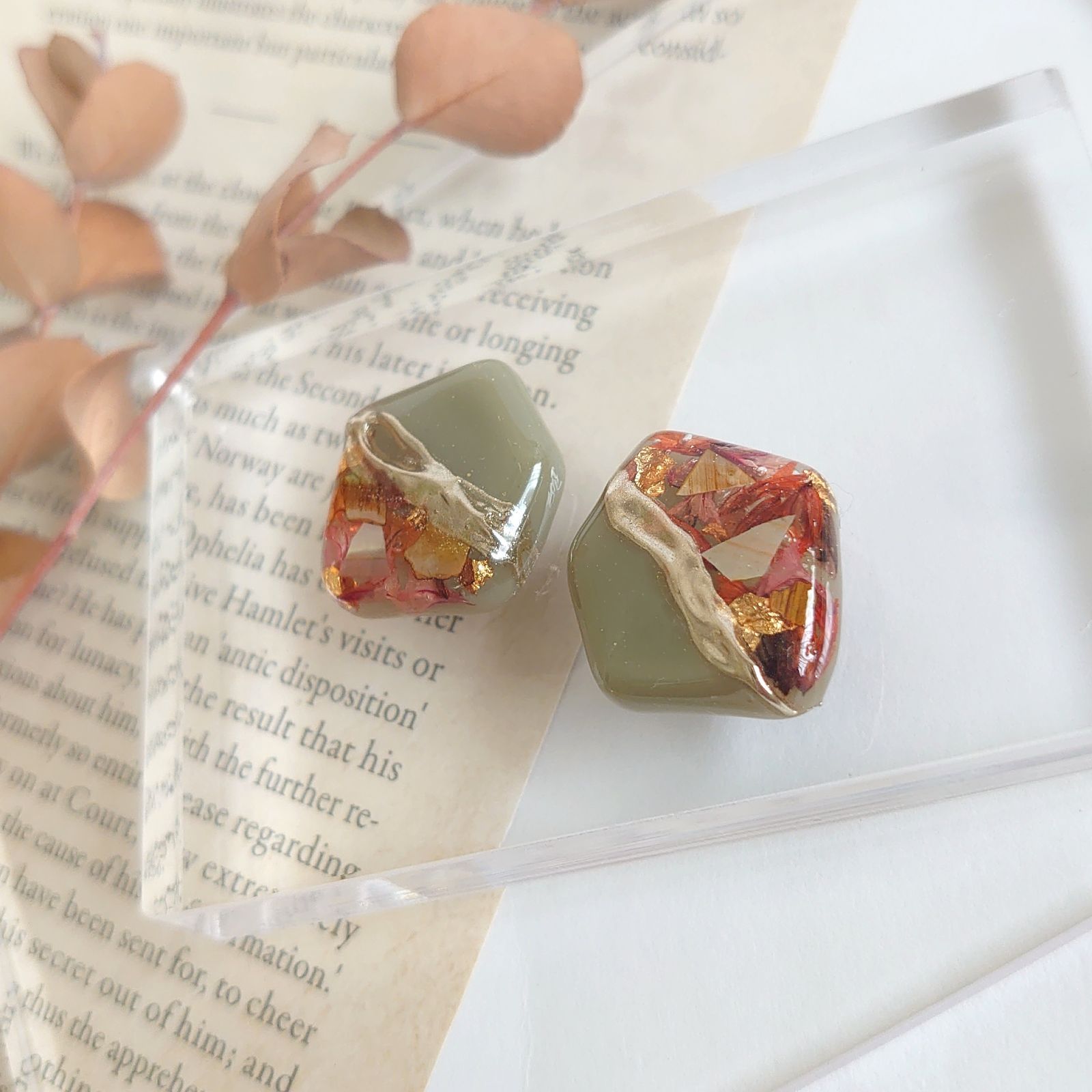 ハンドメイドピアス ハンドメイドアクセサリー レジン くすみカラー