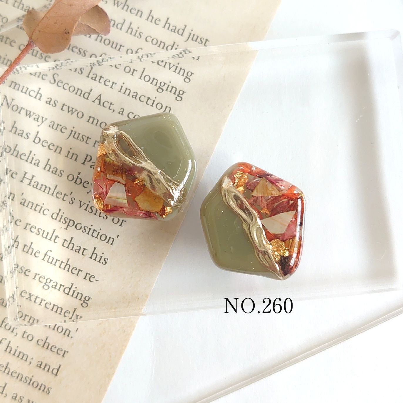 ハンドメイドピアス ハンドメイドアクセサリー レジン くすみカラー