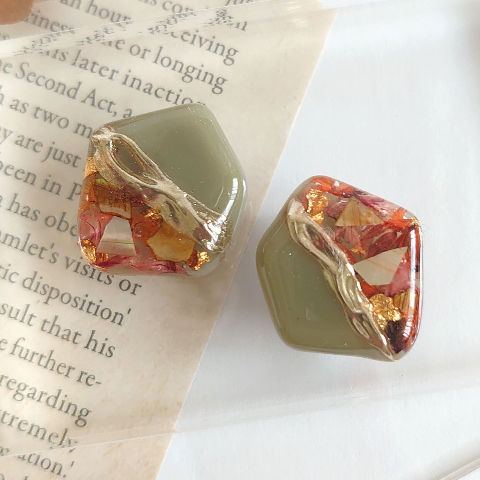 ハンドメイドピアス ハンドメイドアクセサリー レジン くすみカラー