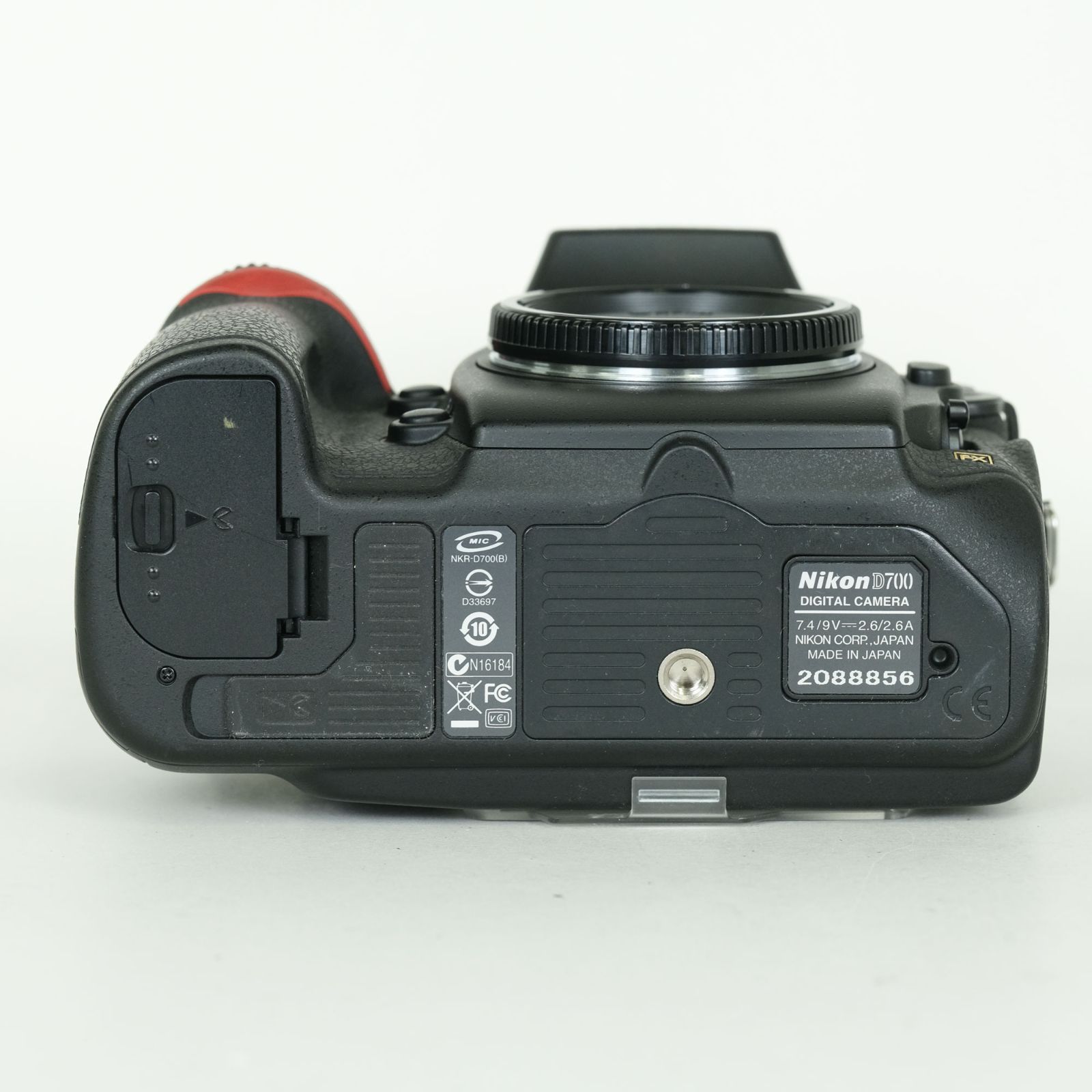 Nikon D700 ボディ+AF-S DX NIKKOR 18-55mm - Nikon ニコン D700 