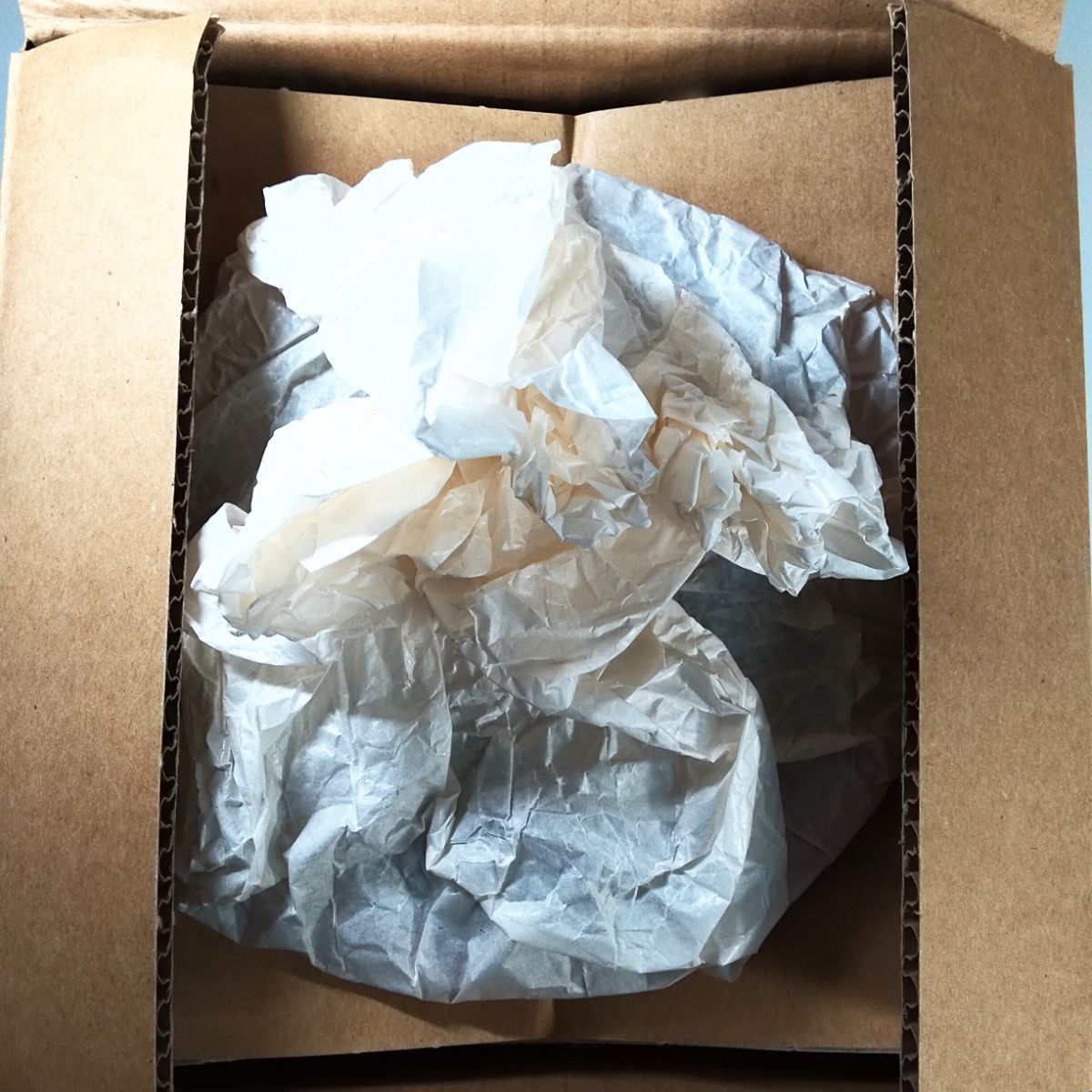 【未使用・保管品】たち吉　白刷毛目　土鍋　ご飯鍋3合炊き元箱・取扱説明書一式付き 未使用・保管品】たち吉 白刷毛目 土鍋 ご飯鍋 3合炊き 元箱・取扱説明