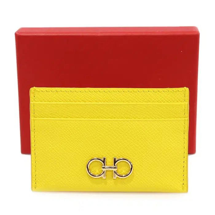 FERRAGAMO フェラガモ 220007 イェロー カーフスキン ガンチーニ