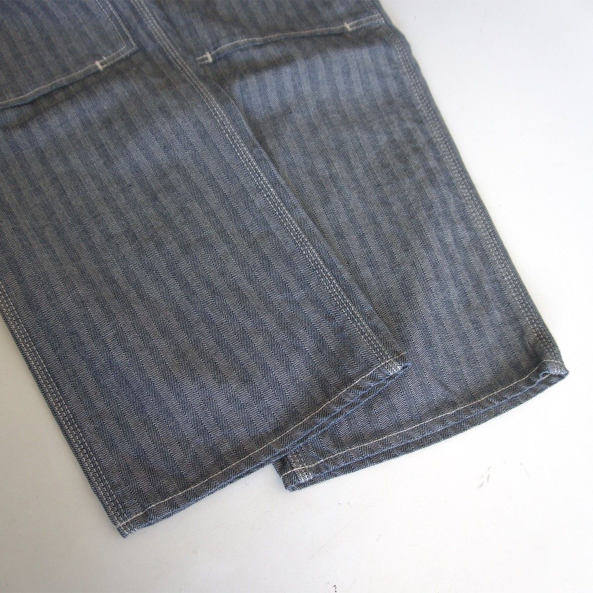 美品】IRON HEART【10.5oz ヘリンボーン ダブルニー ロガージーンズ