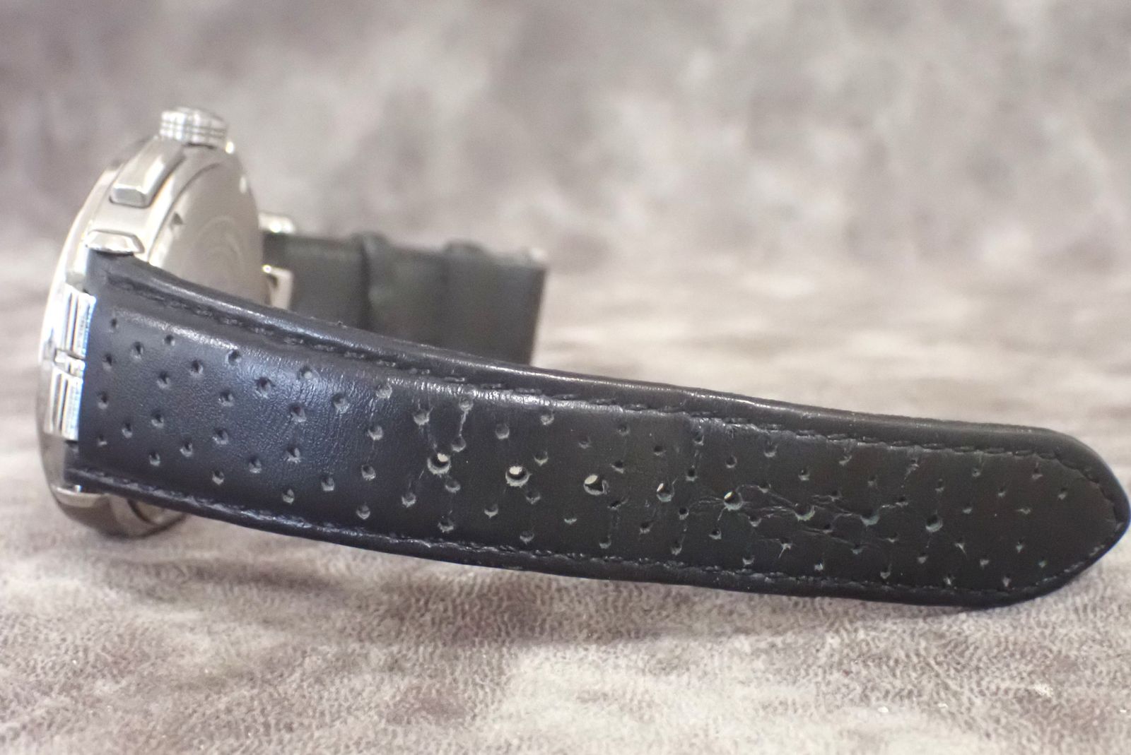 VERSACE ヴェルサーチ メデューサ VE1D クォーツ クロノグラフ メンズ