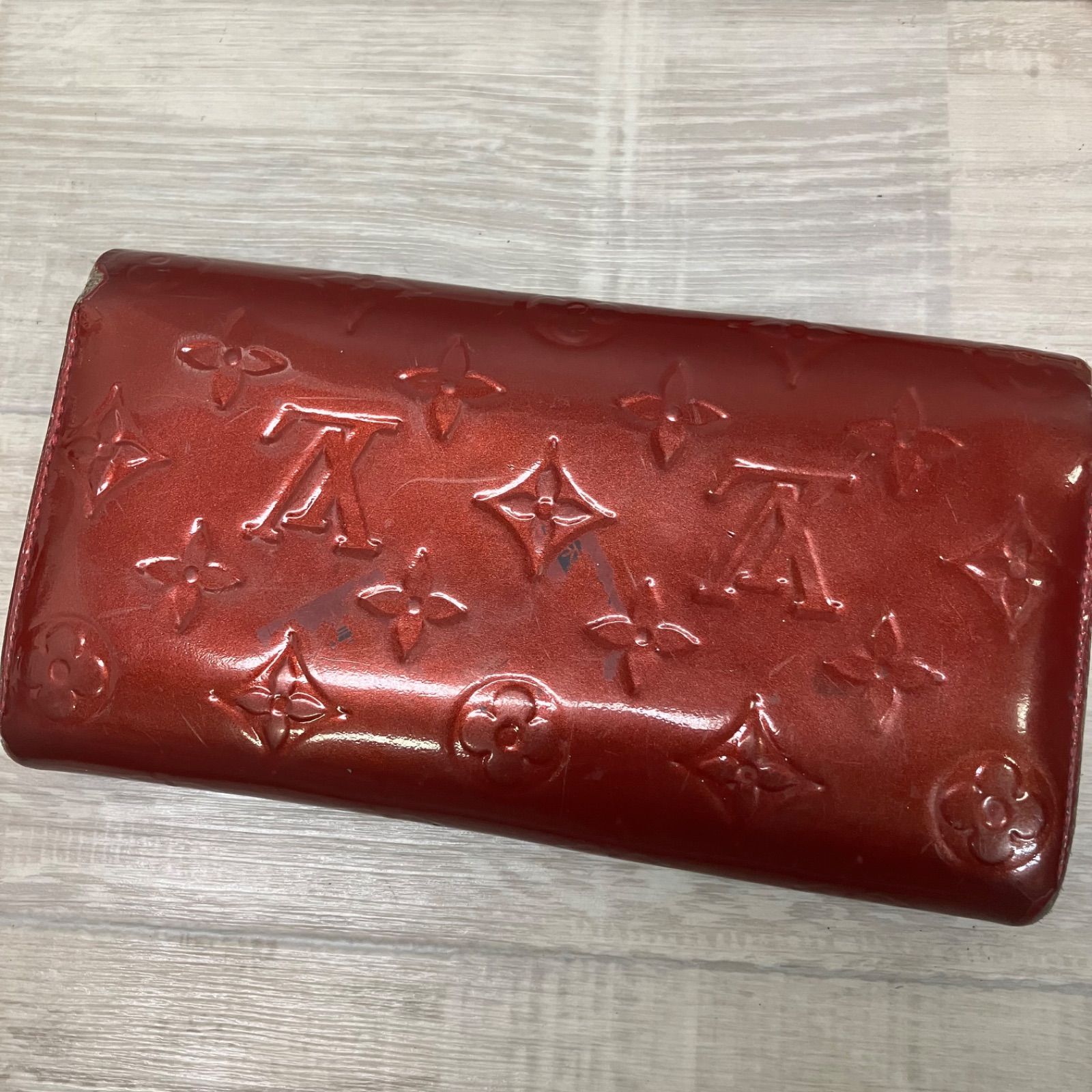 LOUISVUITTON ルイヴィトン ヴェルニ エナメル 長財布 レッド 
