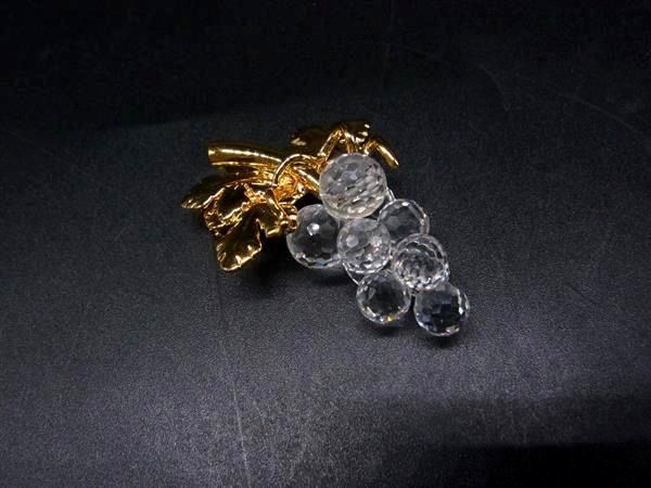 SWAROVSKI 葡萄ブローチfauxパール パヴェクリスタル エナメル 希少 □美品□ SWAROVSKI スワロフスキー クリスタル 葡萄 ブローチ