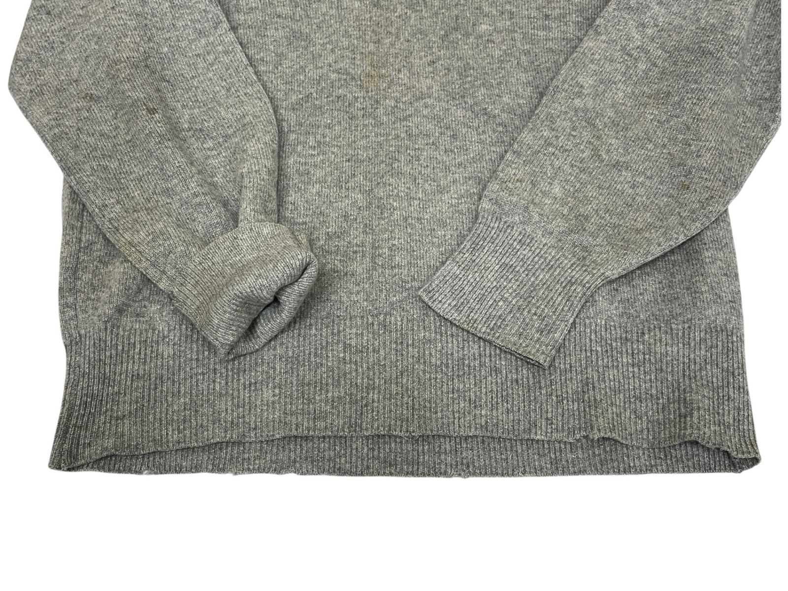 LANVIN LANVIN (ランバン) スコットランド製 カシミヤ100％ Vネック 