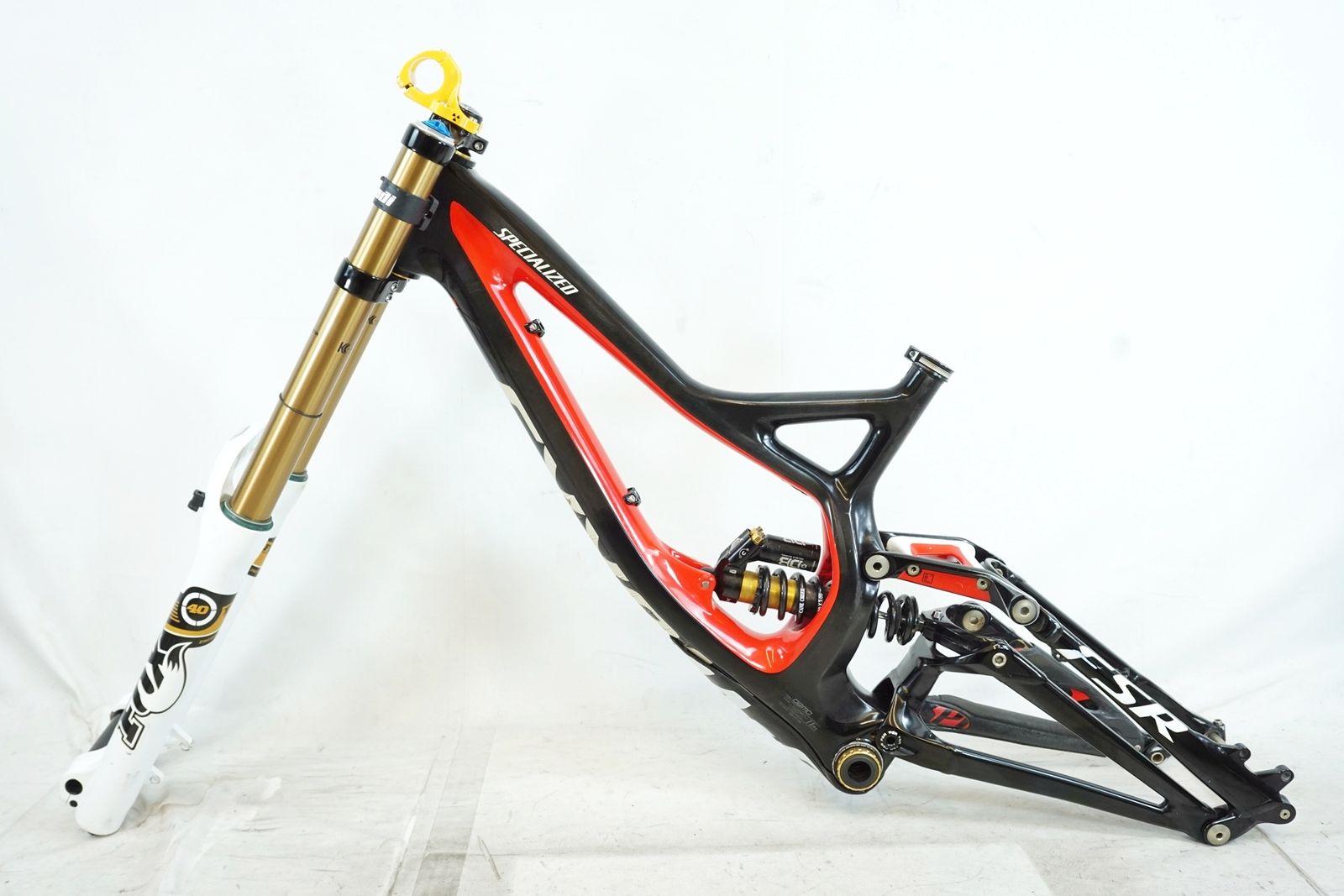 SPECIALIZED 「スペシャライズド」 S-WORKS DEMO CARBON TEAM REPLICA 2013年モデル フレームセット / バイチャリ有明店