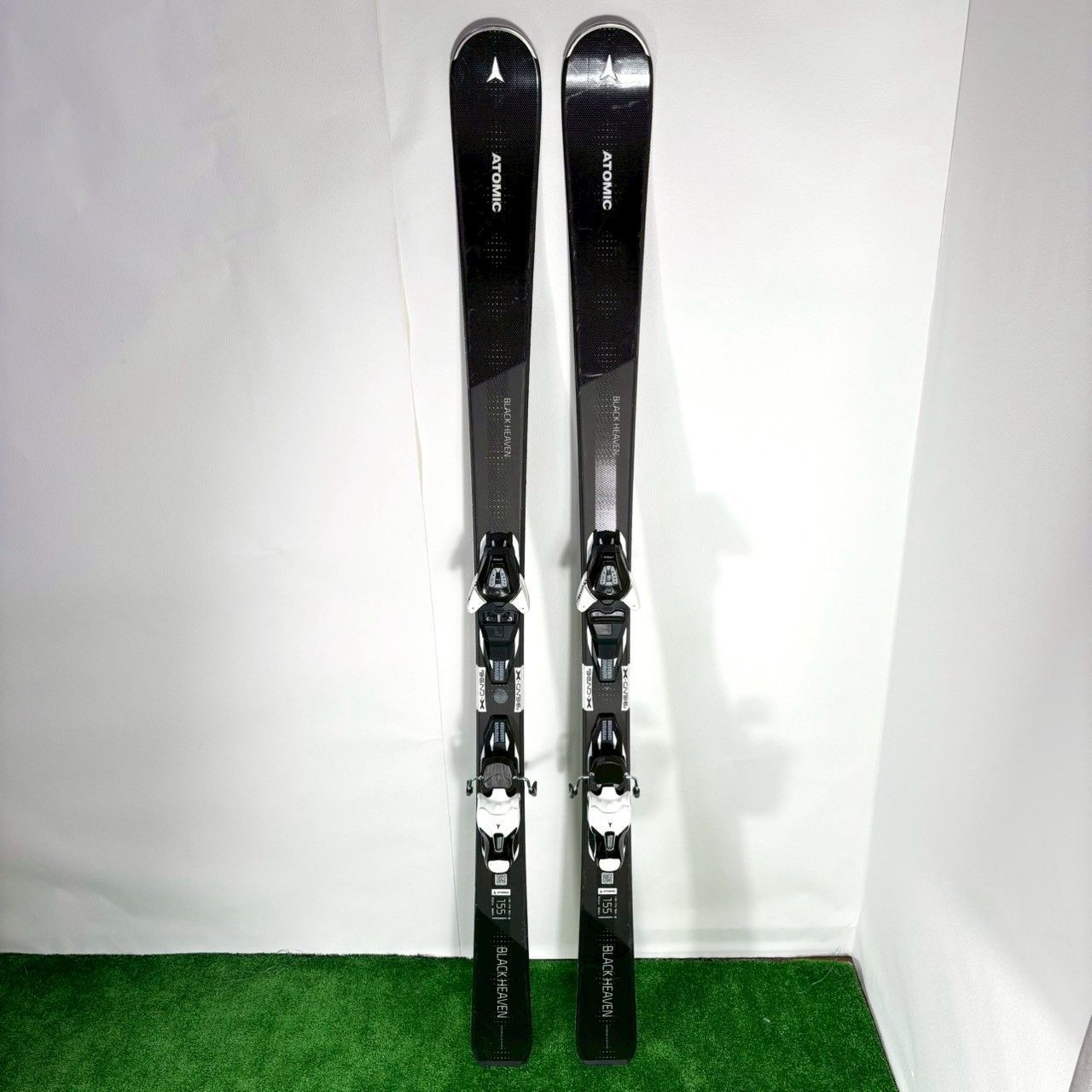 メンテナンス済】 アトミック ATOMIC スキー板 ビンディング付属 BLACK