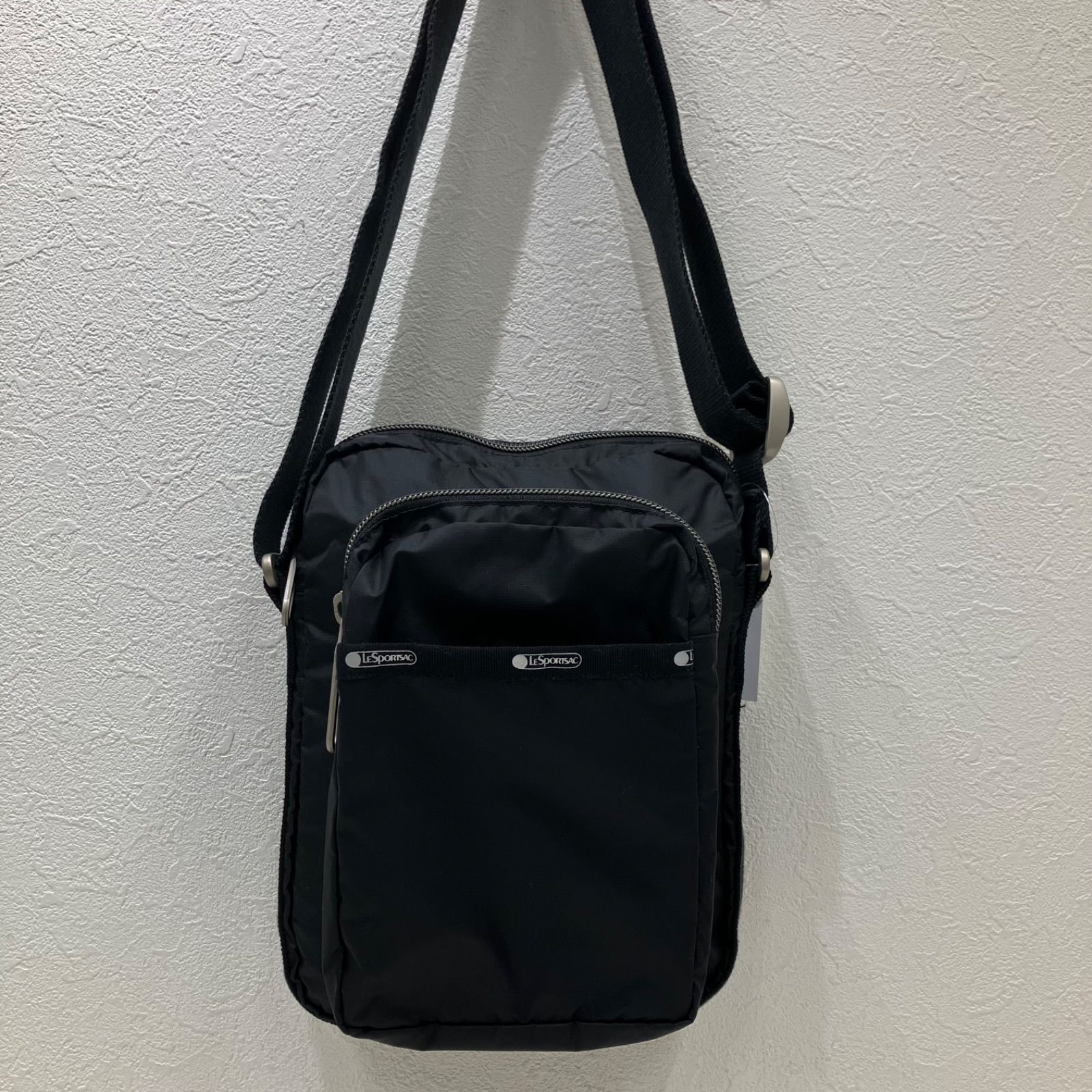 9105 LeSportsac レスポートサック ショルダーバッグ 斜めがけ 紐調節 