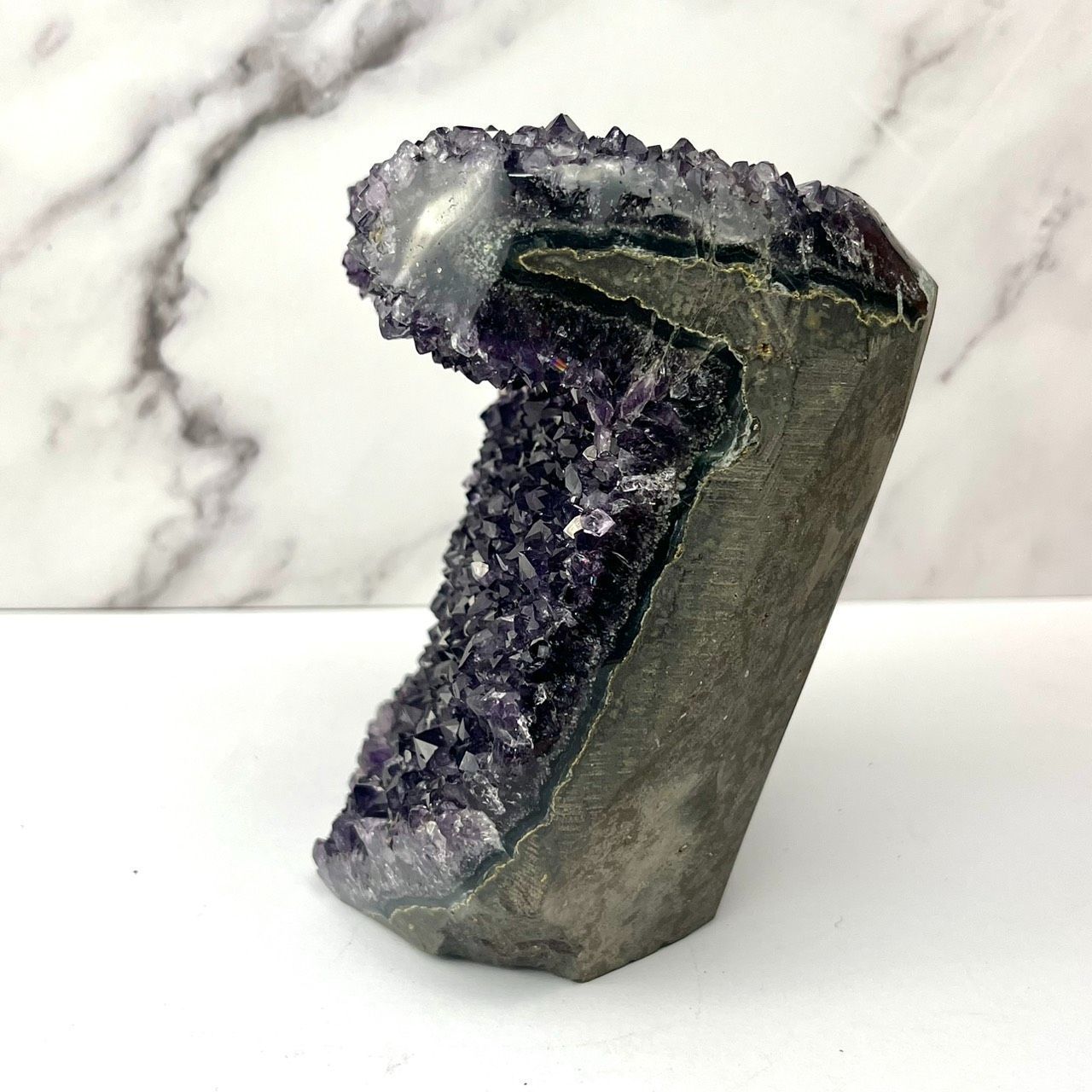 深紫 結晶ぎっしり