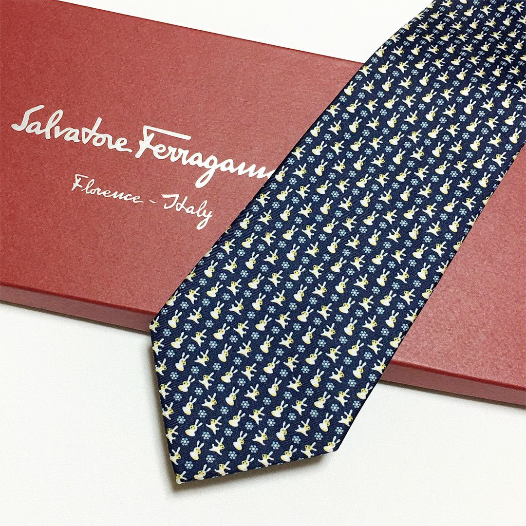 未使用級 サルヴァトーレフェラガモ Salvatore Ferragamo ネクタイ