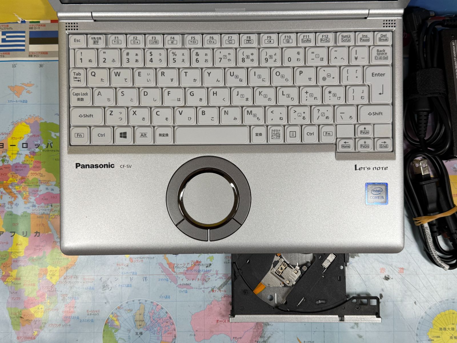 16GB・DVD レッツノート CF-SV8 Office2024 超軽量 美品 レッツノート 