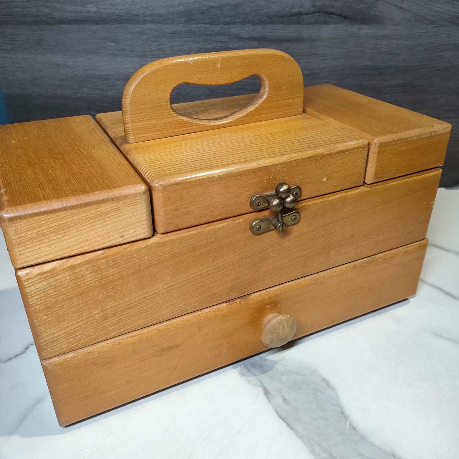 24【美品】G-wood ジーウッド 木製 裁縫箱 ボックス BOX ソーイングボックス 取っ手 インテリア 収納 ハンドメイド リメイク 手芸 昭和 レトロ アンティーク vintage 工具箱 木目 木箱 大正
