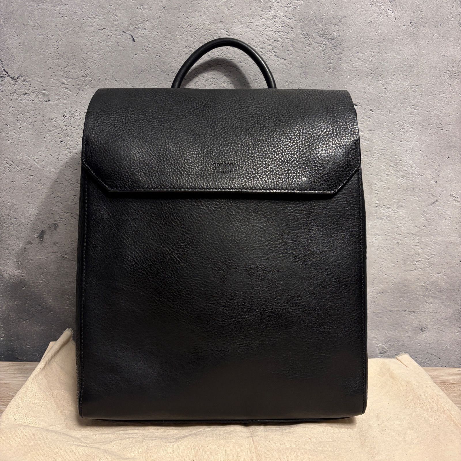 ✨genten ゲンテン ミネルヴァ 本革 コンパクトリュック 黒 A4収納 