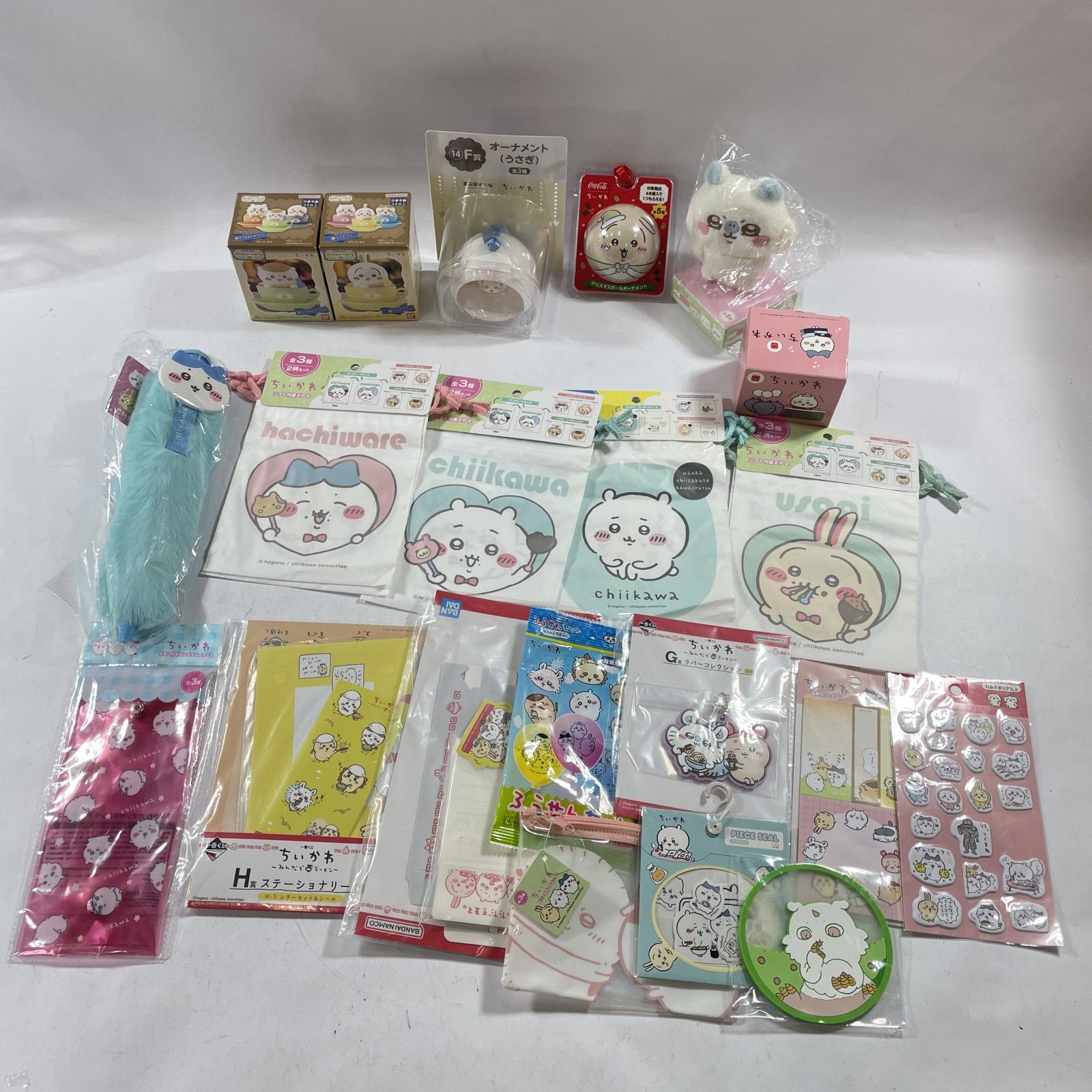ちいかわ グッズ 大量 3.6㎏ まとめ商品 ぬいぐるみ マスコット フィギュア バッグ ぷっくりシール 等 ハチワレ あのこ ラッコ くりまんじゅう