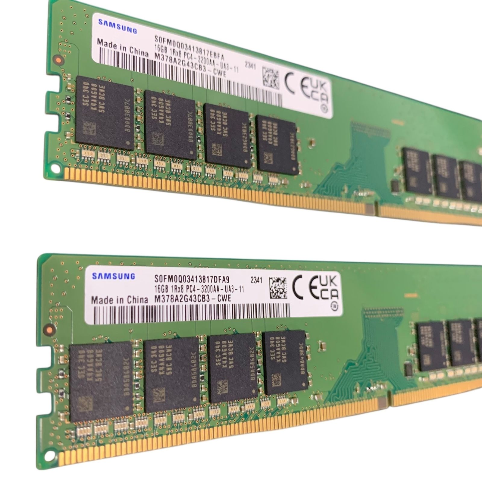 □Samsung DDR4 16GB PC4-3200 デスクトップ用 メモリ M378A2G43CB3 