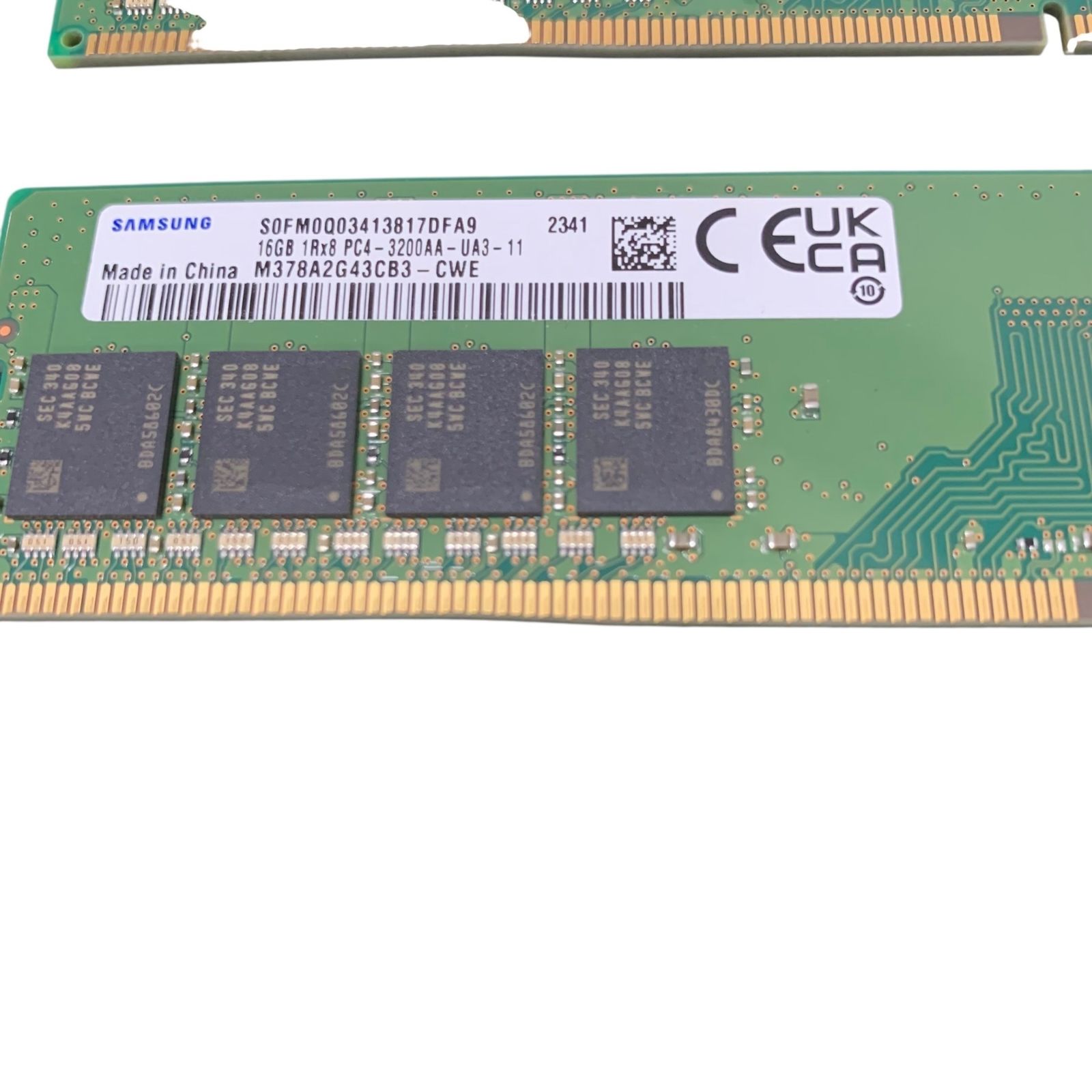 □Samsung DDR4 16GB PC4-3200 デスクトップ用 メモリ M378A2G43CB3 