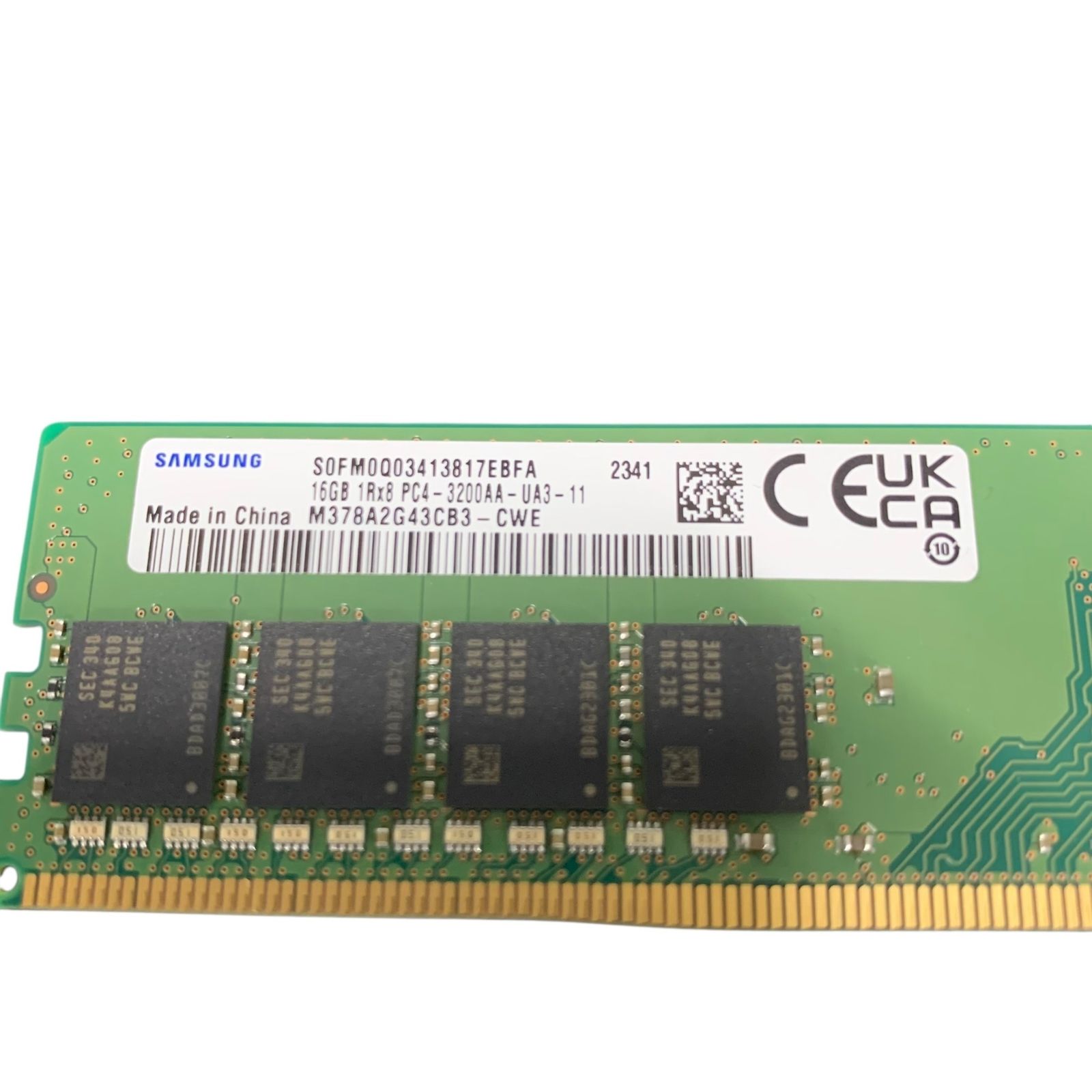 □Samsung DDR4 16GB PC4-3200 デスクトップ用 メモリ M378A2G43CB3 