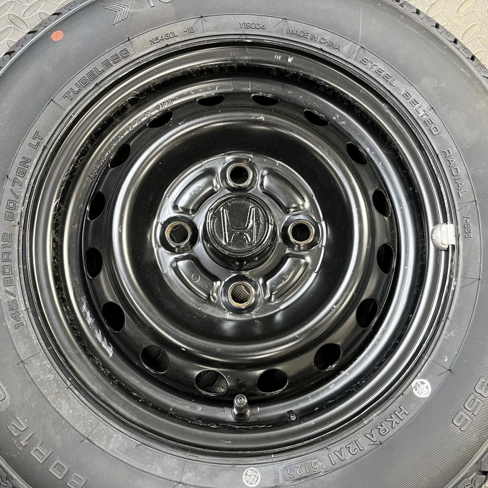 25年製 新品タイヤ 145/80R12 80/78N LT ヨコハマ スーパーバン356(夏 