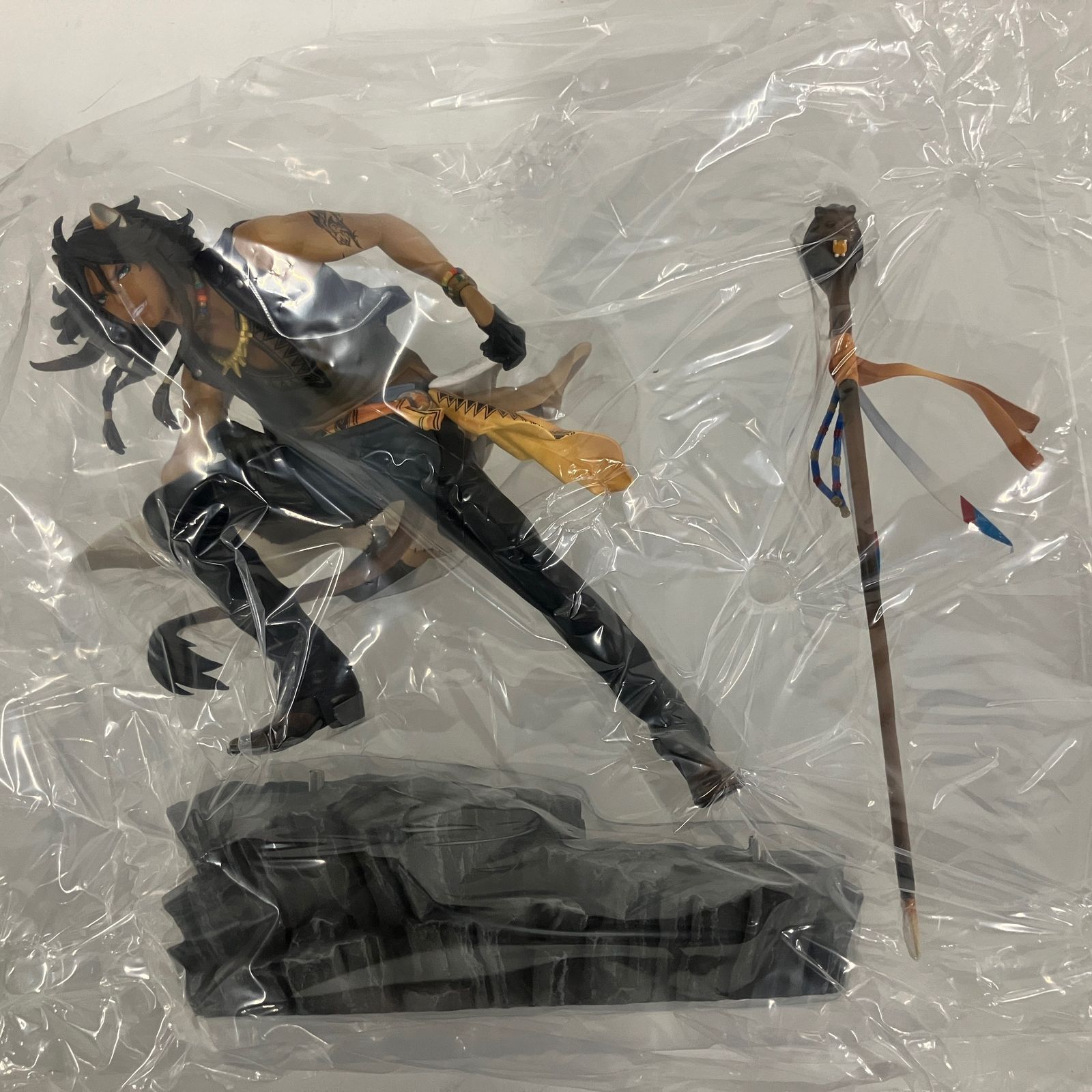 ANIPLEX ツイステッドワンダーランド レオナ・キングスカラー LEONA Kingscholar 1/8  アニプレックス 中古 B10896482