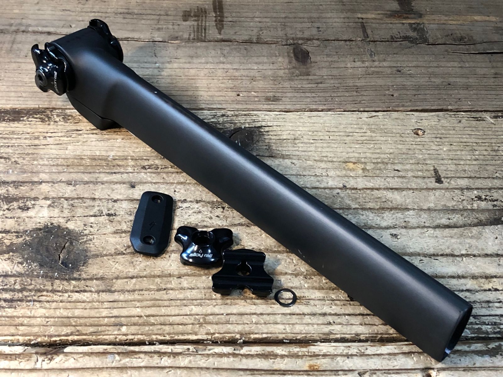 JN025 スペシャライズド SPECIALIZED S-WORKS TARMAC CARBON SEAT POST