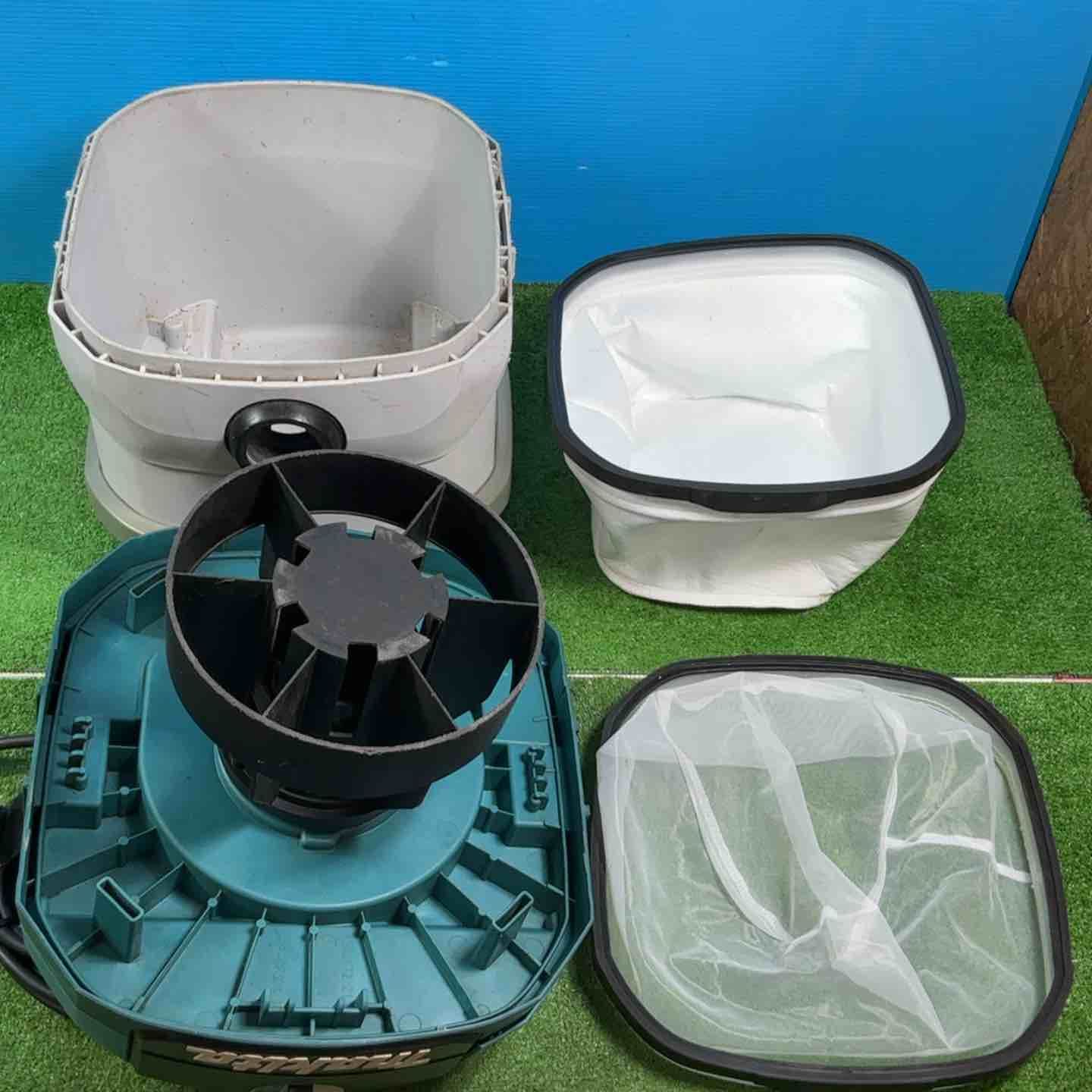 ☆マキタ(makita) 集じん機 乾湿両用 VC1500 フィルター新品付き 
