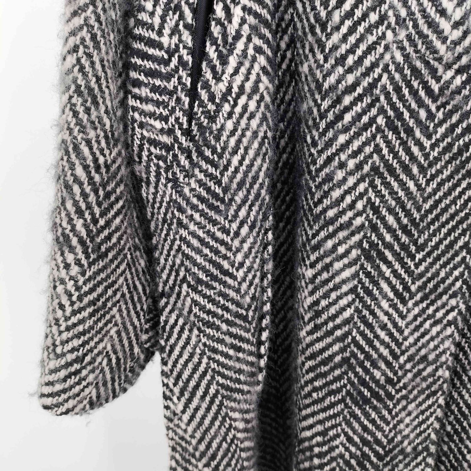 メゾンスペシャル MAISON SPECIAL ヘリンボーンケープコートステン