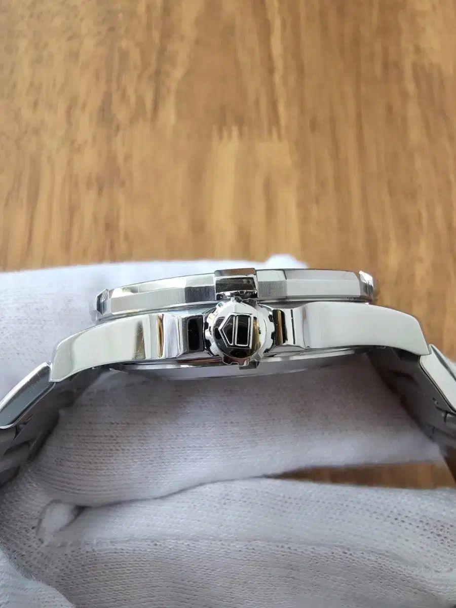  タグ ホイヤー アクアレーサー セラミック 41mm キャリバー5 オート ウォッチ カーキ系 自動巻き時計 腕時計(アナログ)