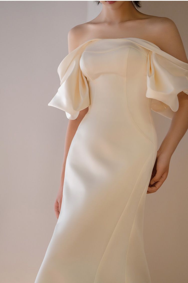  オフショルダーウェディングドレス マーメイド サテン その他 文房具 事務用品