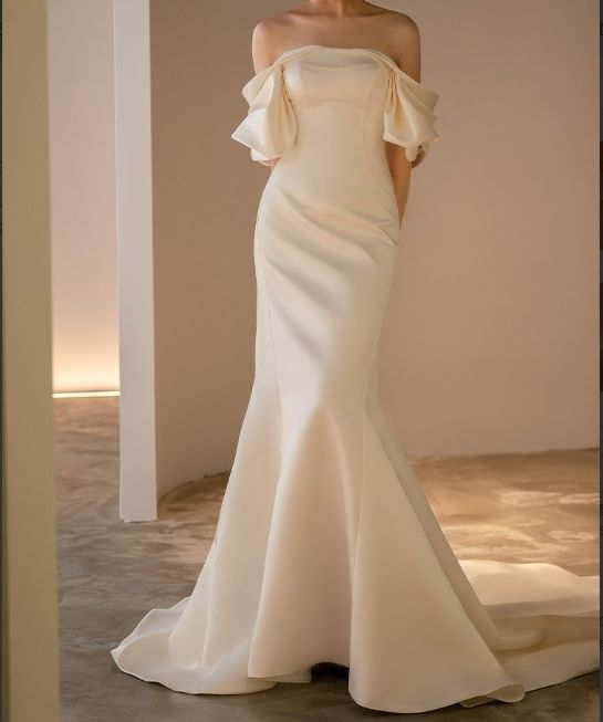 オフショルダーウェディングドレス マーメイド サテン