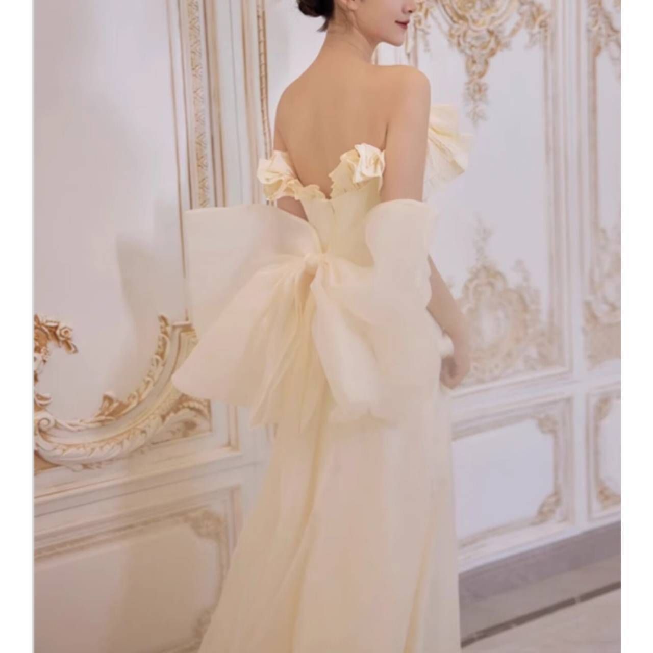 胸元フリル 韓国