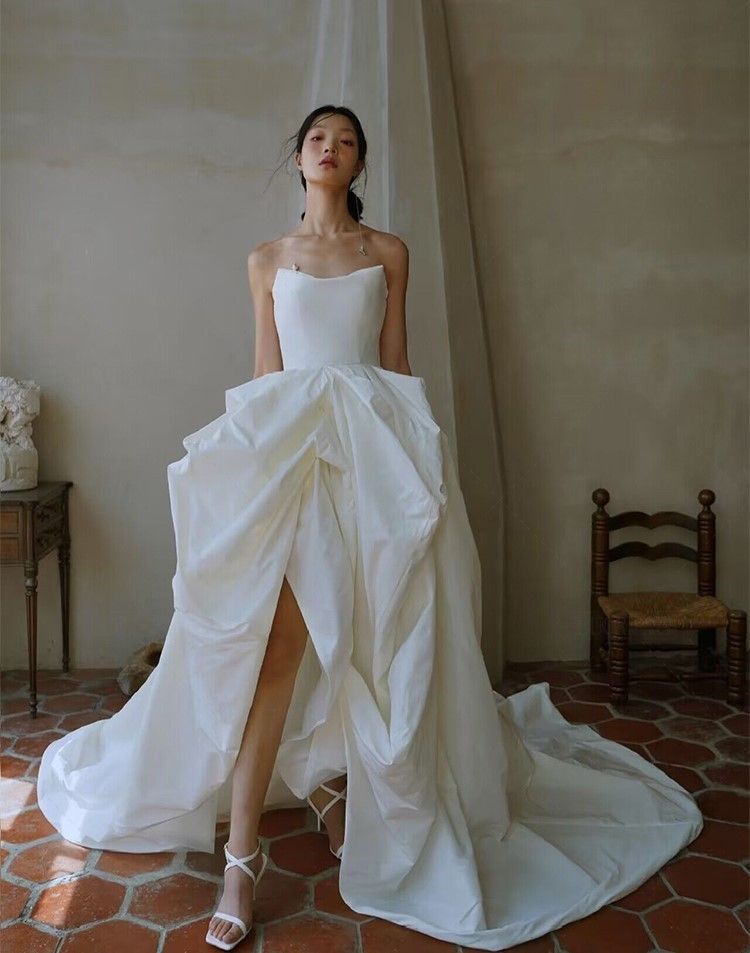 オフショルダースリットウェディングドレス結婚式