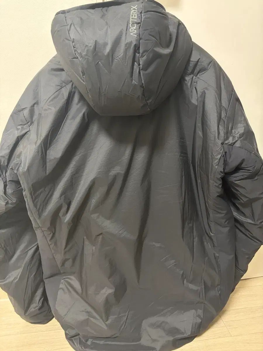  XL ARC TERYX アークテリクス Atom アトム SV フーディ ブラック その他 アウター
