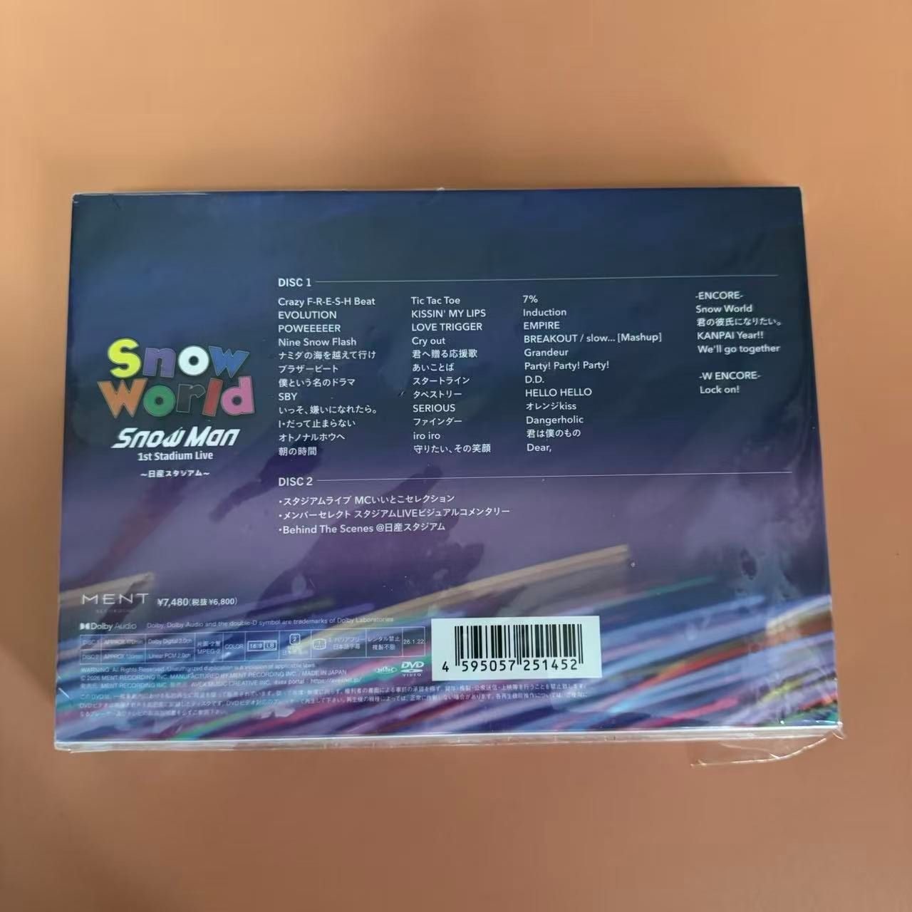 DVD Snow Man World 1 st Stadium Live ～日産スタジアム～ファンクラブ FC ファンクラブ盤