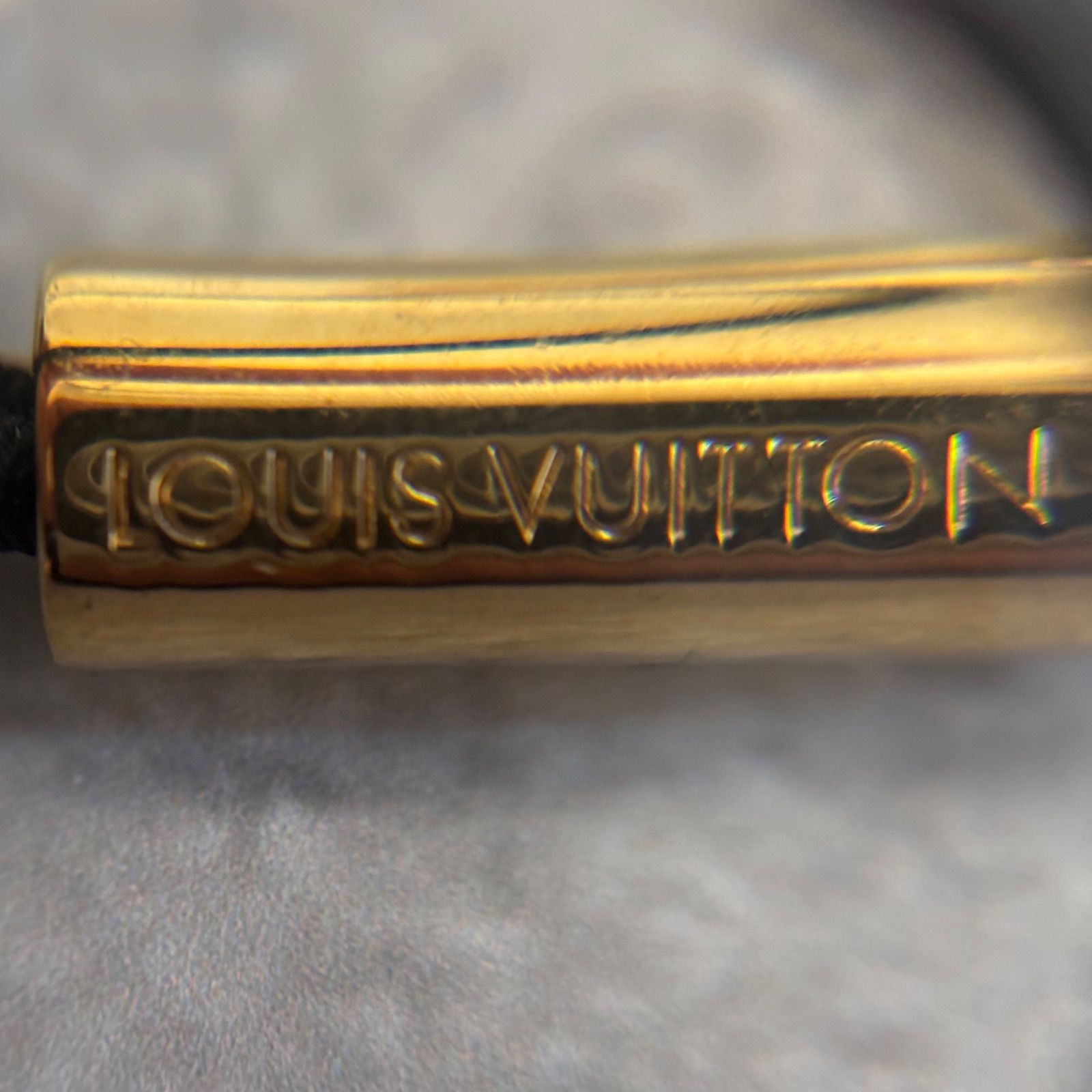ルイヴィトン　ヘアゴム　ブレス LOUIS VUITTON ルイヴィトン ヘアゴム ヘアアクセサリー LVサークル