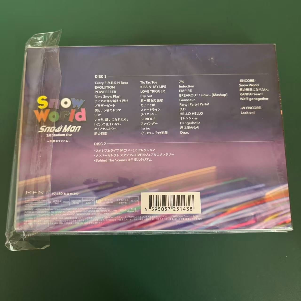  ♥ Blu-ray Snow Man World 1 st Stadium Live初回 版 日産スタジアム～ファンクラブ FC ミュージック DVD